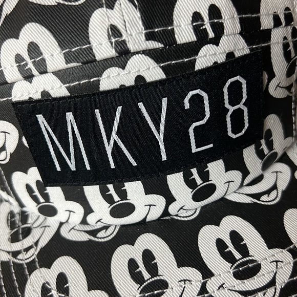 Neff M - Picture 2 of 5